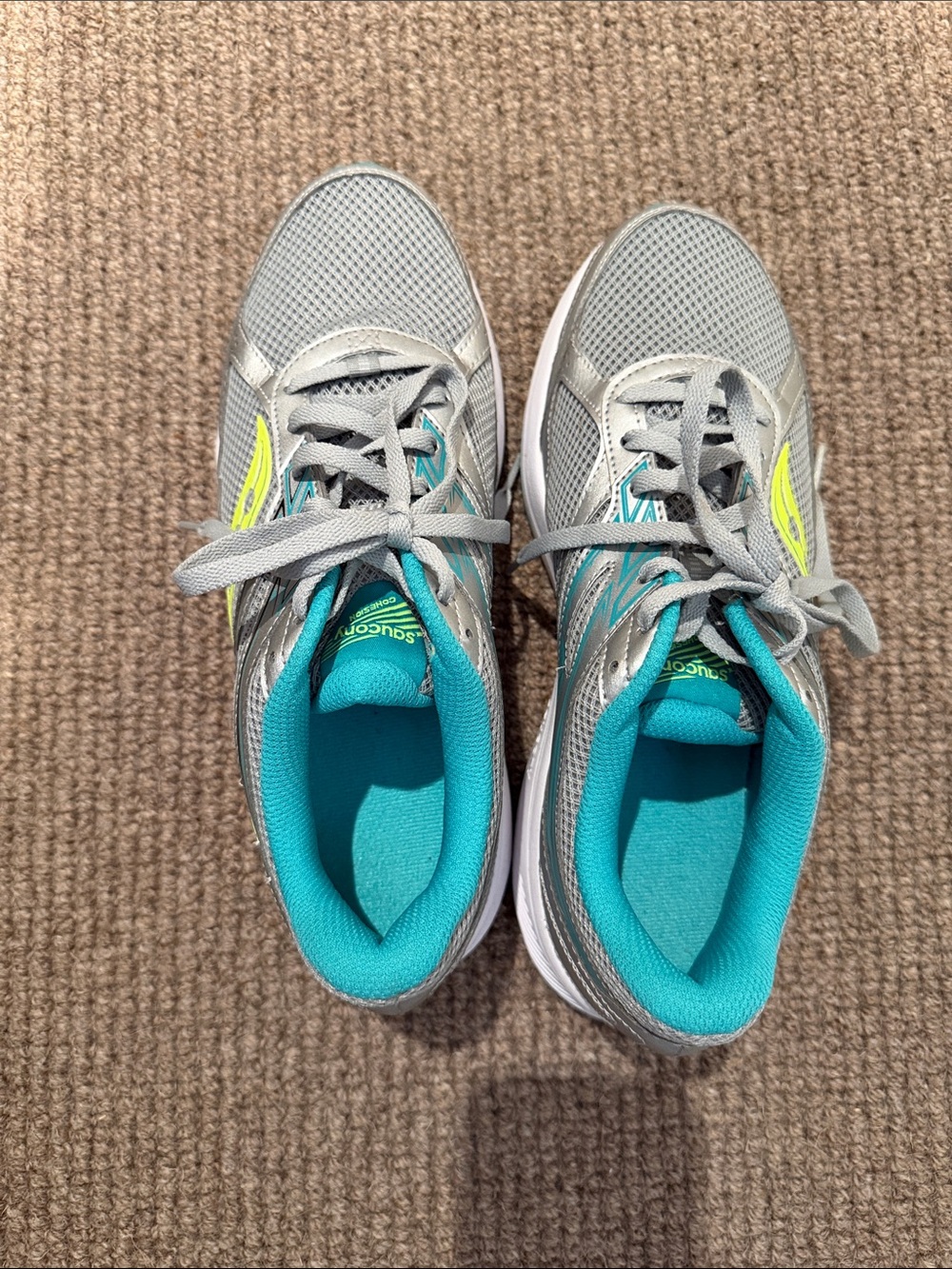 Saucony Silver & Teal Running Sneakers with Neon Yellow Detail